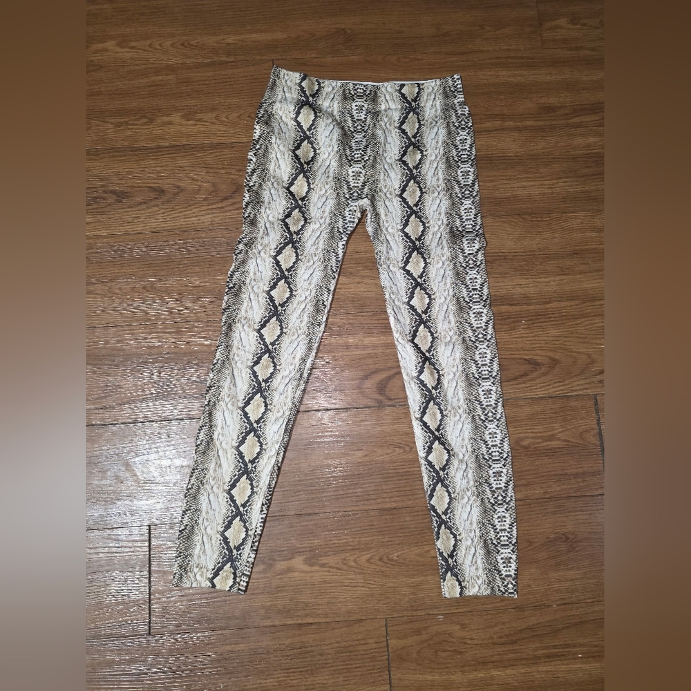 Snakeskin Print Leggings